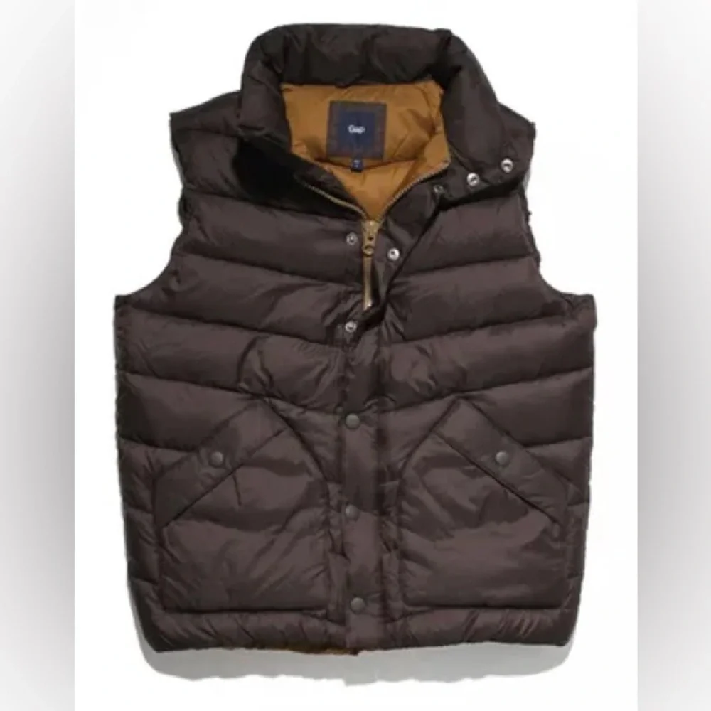 Gap Puffer Vest Men's Large Black Down filled Mock Neck Pockets Full Zip Hooded